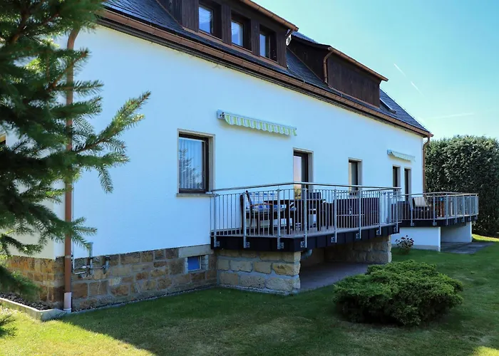 Appartement View Of Fortress In *